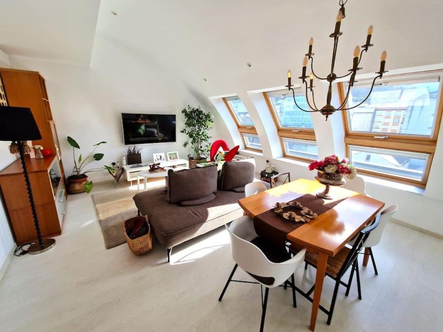 Burela Apartamento Deluxe Vistas Al Mar מראה חיצוני תמונה